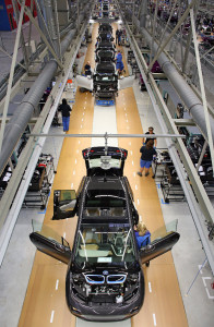 The carbon fiber bodied i3 on the production line -- photo: dpa
